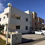 Dombella *